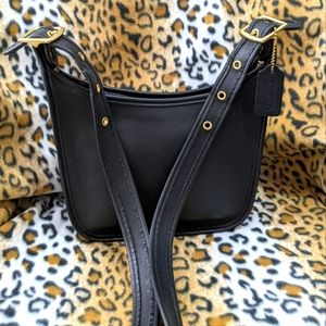 Coach Vintage Janice EUC